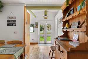 Photo 9- click for photo gallery